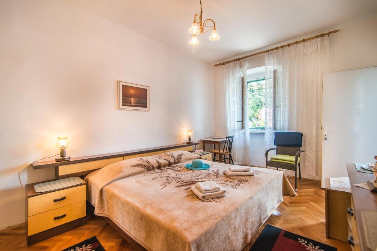 Room Sandra Rabac Exterior photo